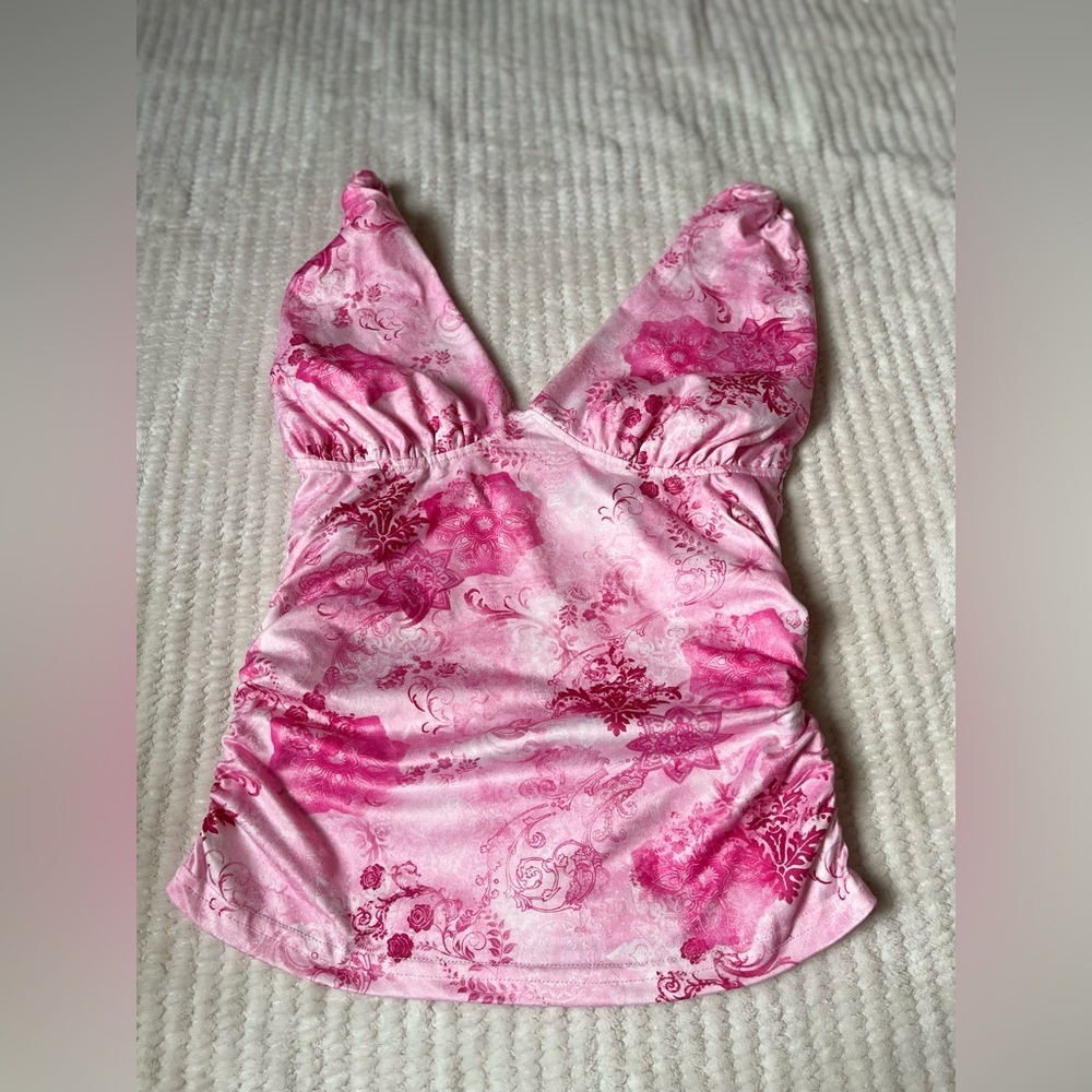 SHEIN Pink Floral Patterned Top